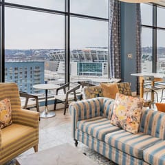 Downtown 1 Bed with Pool Hot Tub
