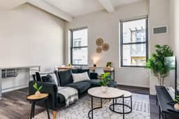 Downtown King w/Rooftop Access | Hot Tub - Image 2