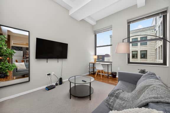 Walkable 2 bed - Paul Brown Stadium - Image 1