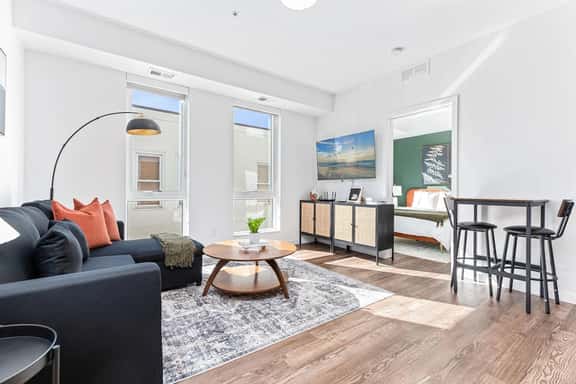 1 Bed Apt + Rooftop | Lake of Isles - Image 1