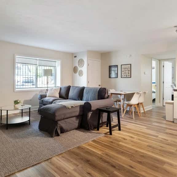2BR East Liberty ,Walkable, Parking - Image 1