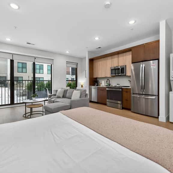 Walkable Downtown Studio OTR - Image 1